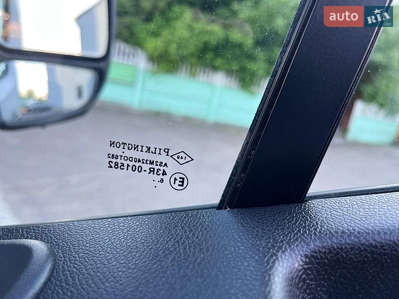 Вантажний фургон Renault Master 2017 в Дубні