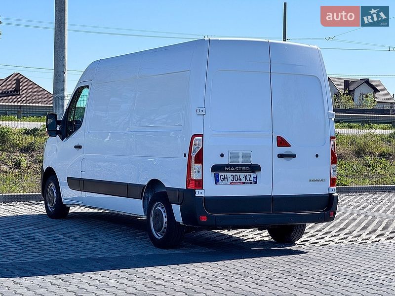 Вантажний фургон Renault Master 2021 в Рівному