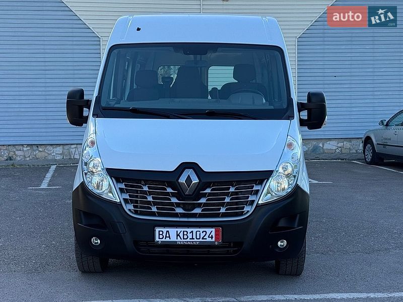 Мікроавтобус Renault Master 2015 в Дубні