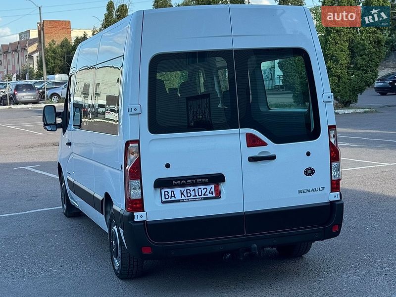 Мікроавтобус Renault Master 2015 в Дубні