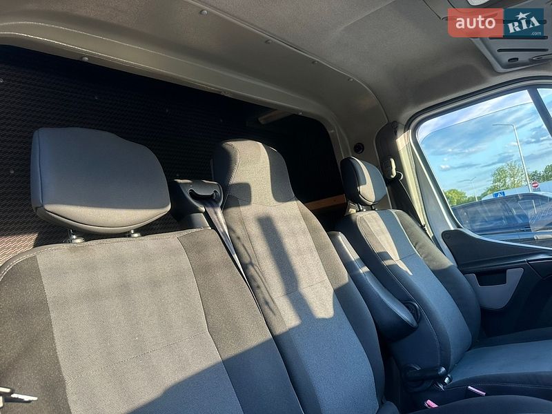Автовоз Renault Master 2016 в Стрые