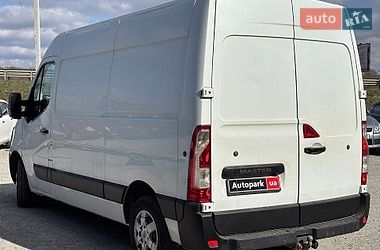 Вантажний фургон Renault Master 2017 в Львові