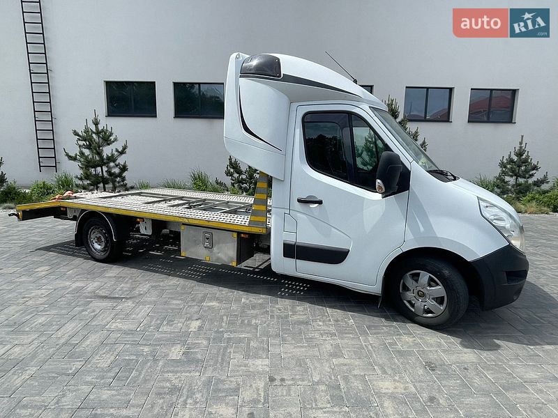Автовоз Renault Master 2015 в Луцке