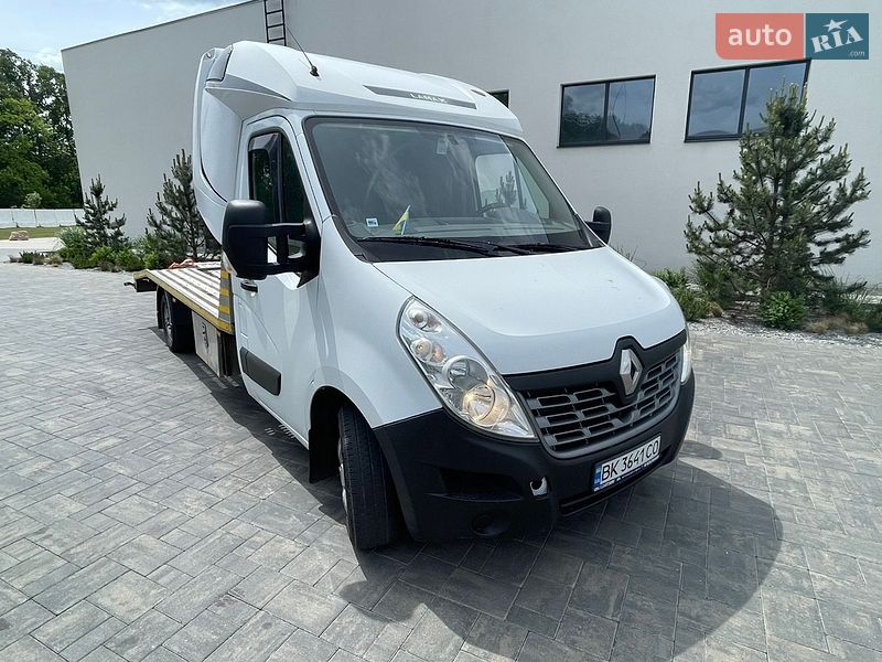 Автовоз Renault Master 2015 в Луцьку