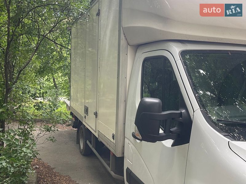 Вантажний фургон Renault Master 2020 в Києві