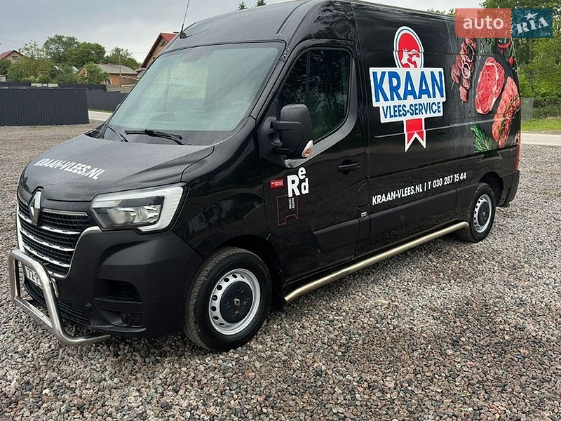 Вантажний фургон Renault Master 2019 в Львові