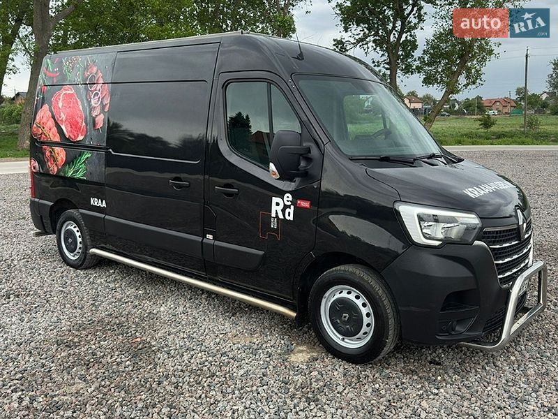 Вантажний фургон Renault Master 2019 в Львові