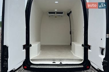 Вантажний фургон Renault Master 2019 в Львові