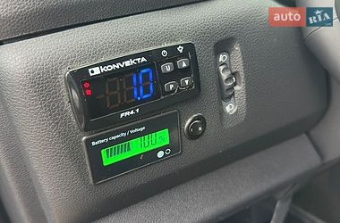 Вантажний фургон Renault Master 2019 в Львові