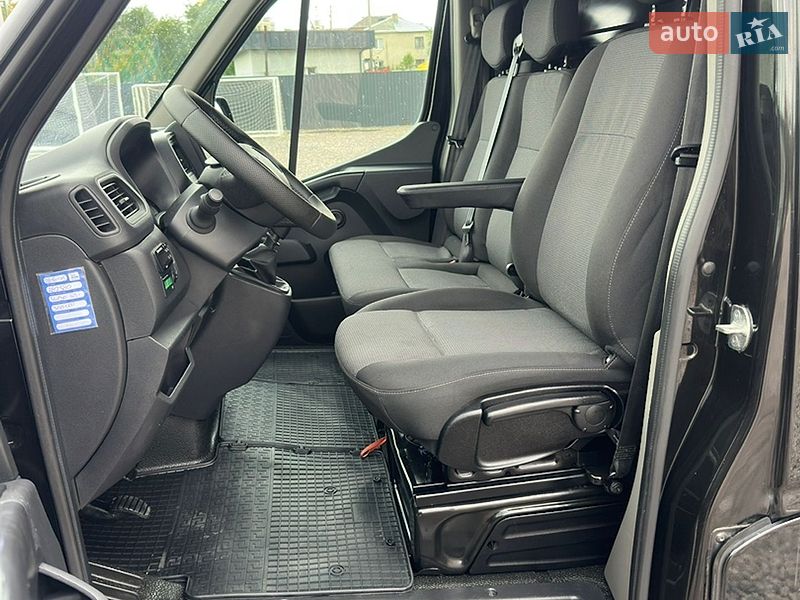 Грузовой фургон Renault Master 2019 в Львове