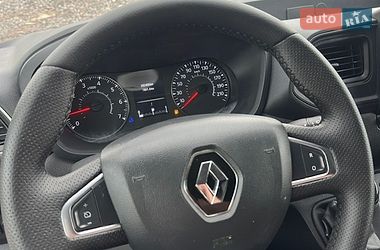 Вантажний фургон Renault Master 2019 в Львові
