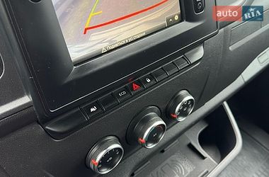 Вантажний фургон Renault Master 2019 в Львові