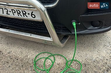 Вантажний фургон Renault Master 2019 в Львові