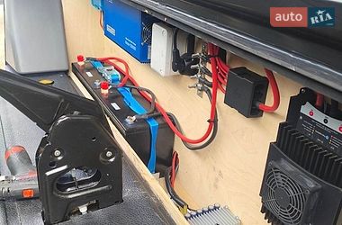 Вантажний фургон Renault Master 2019 в Львові