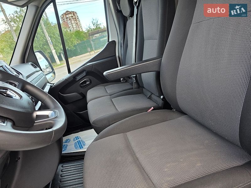 Грузовой фургон Renault Master 2021 в Одессе