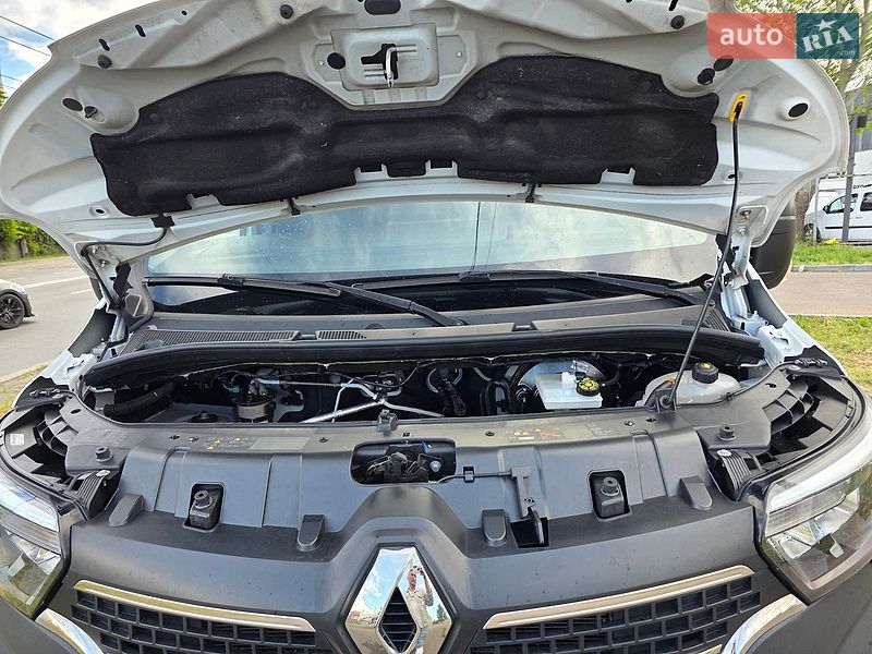 Грузовой фургон Renault Master 2021 в Одессе