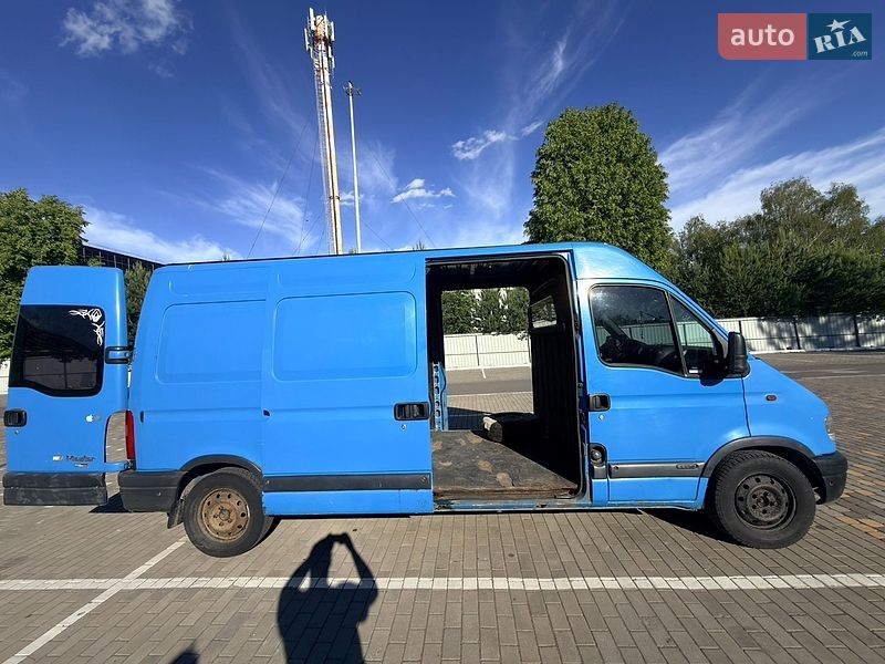 Грузовой фургон Renault Master 2001 в Луцке