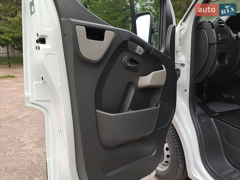 Грузовой фургон Renault Master 2017 в Бердичеве