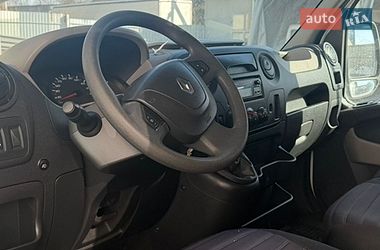 Грузовой фургон Renault Master 2015 в Львове