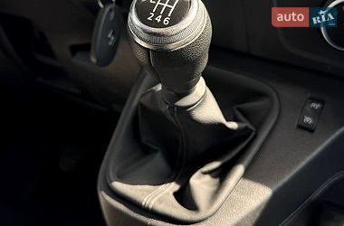 Грузовой фургон Renault Master 2022 в Киеве