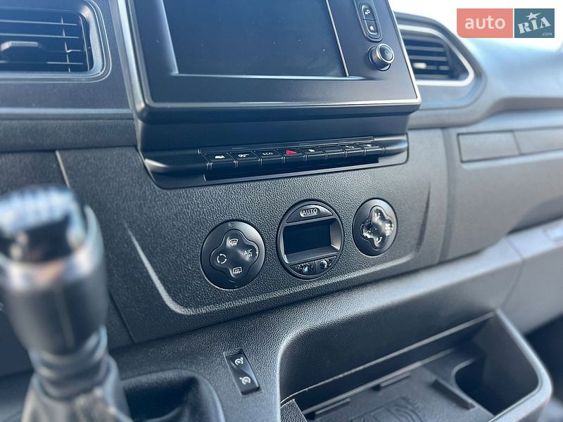 Грузовой фургон Renault Master 2020 в Дубно