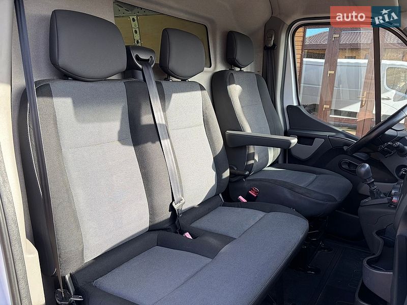 Грузовой фургон Renault Master 2018 в Луцке