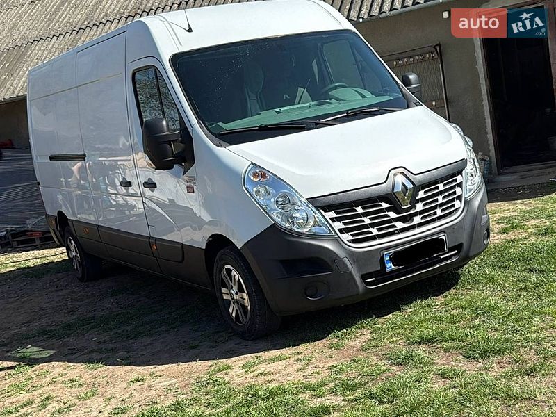 Інші вантажівки Renault Master 2016 в Чернівцях