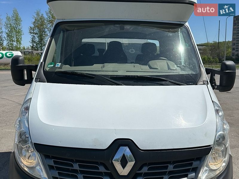 Автовоз Renault Master 2015 в Ивано-Франковске