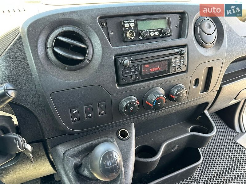 Автовоз Renault Master 2015 в Ивано-Франковске