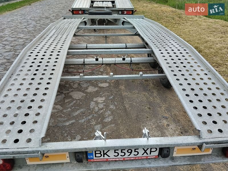 Эвакуатор Renault Master 2017 в Дубно