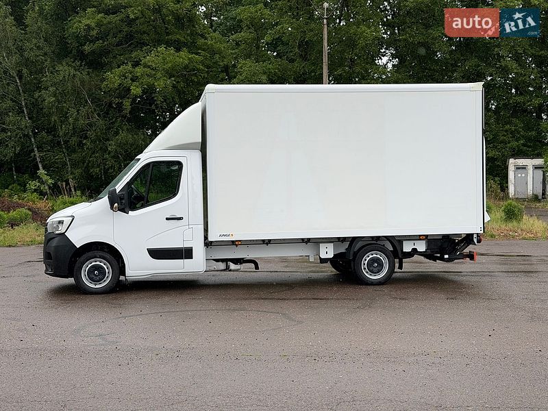 Грузовой фургон Renault Master 2019 в Дубно