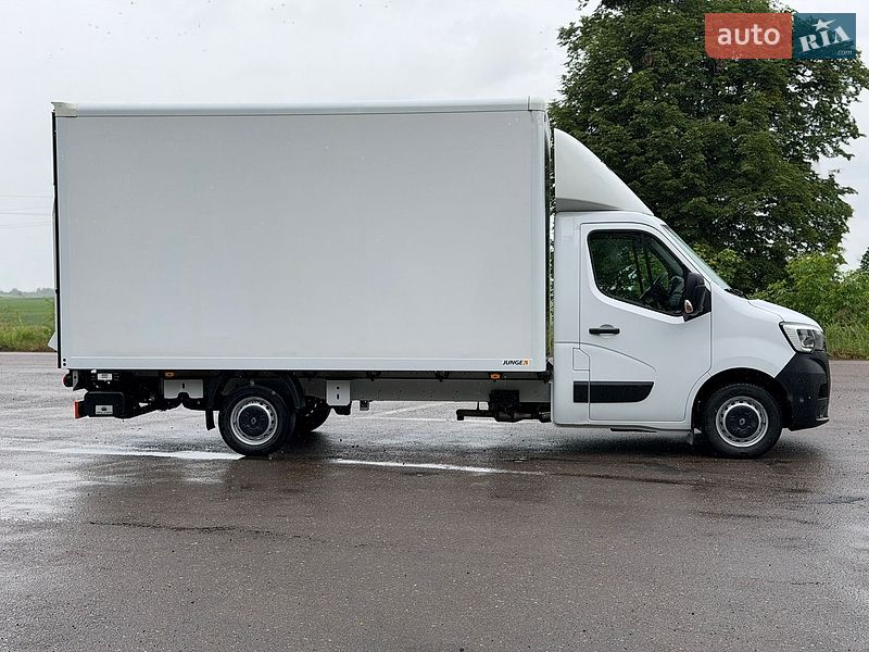 Грузовой фургон Renault Master 2019 в Дубно