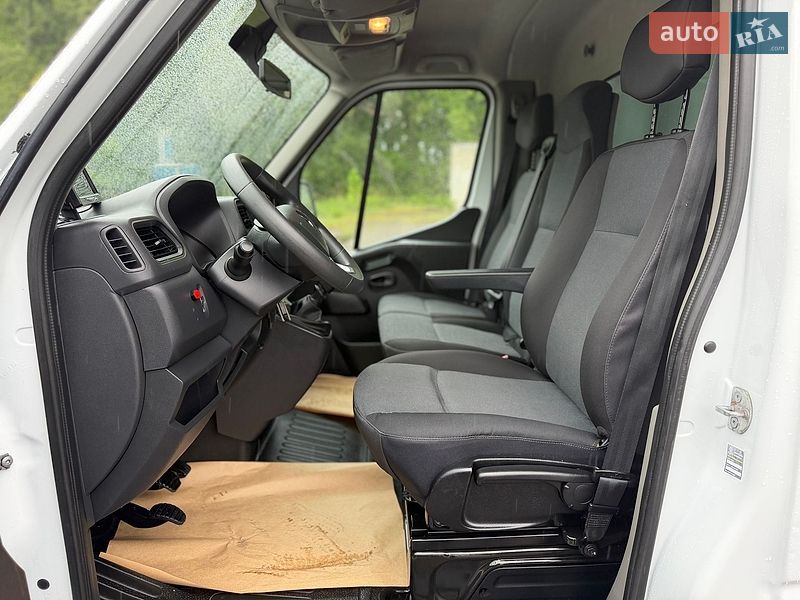 Грузовой фургон Renault Master 2019 в Дубно