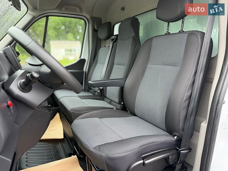 Грузовой фургон Renault Master 2019 в Дубно