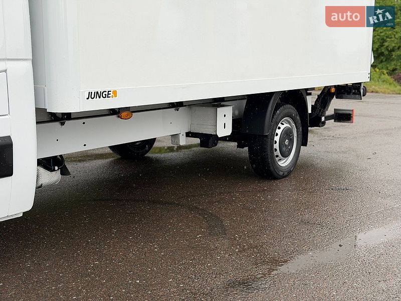 Вантажний фургон Renault Master 2019 в Дубні