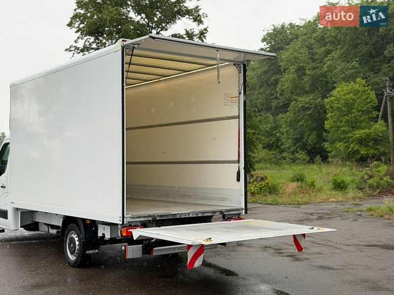 Грузовой фургон Renault Master 2019 в Дубно