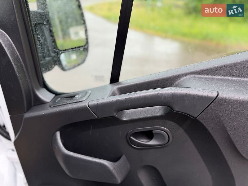 Грузовой фургон Renault Master 2019 в Дубно
