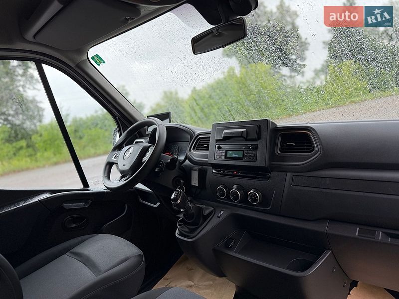 Вантажний фургон Renault Master 2019 в Дубні