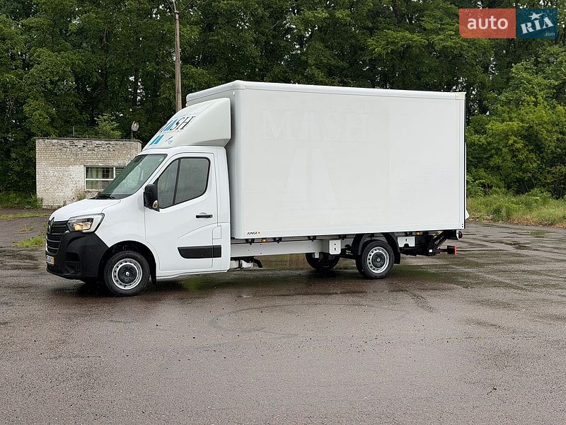 Вантажний фургон Renault Master 2019 в Дубні
