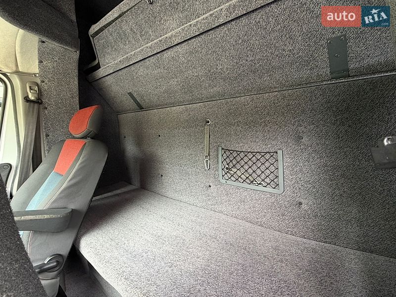 Автовоз Renault Master 2013 в Днепре