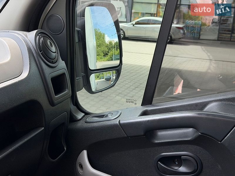 Автовоз Renault Master 2013 в Днепре