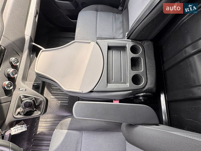 Грузовой фургон Renault Master 2021 в Киеве