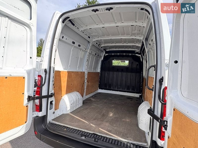 Грузовой фургон Renault Master 2021 в Киеве