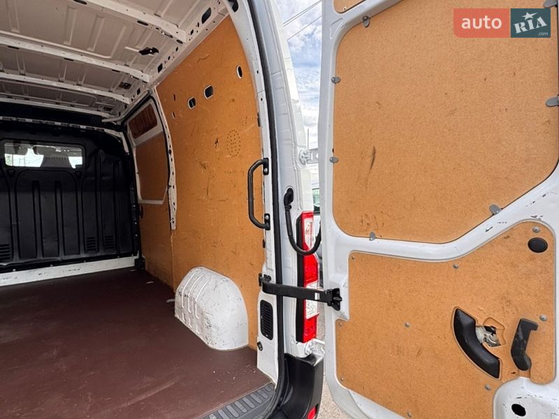 Грузовой фургон Renault Master 2021 в Киеве фото 26 Грузовой фургон Renault Master 2021 в Киеве
