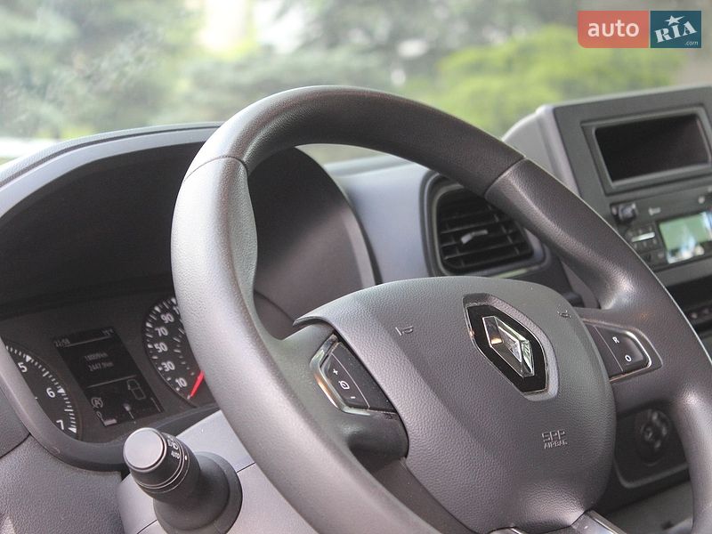 Мікроавтобус вантажний (до 3,5т) Renault Master 2020 в Дніпрі