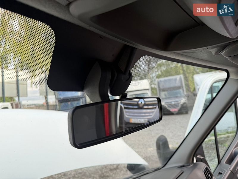 Другие грузовики Renault Master 2023 в Ровно
