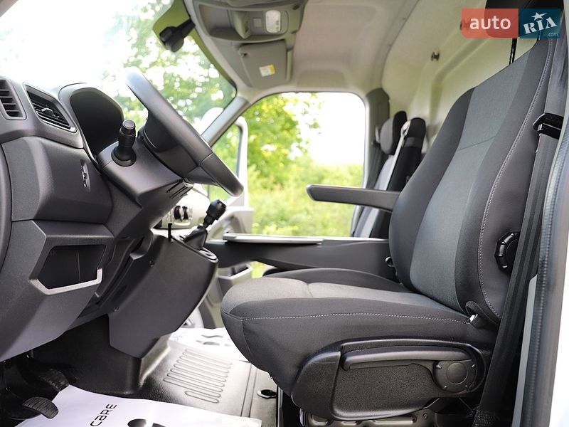 Грузовой фургон Renault Master 2024 в Дрогобыче