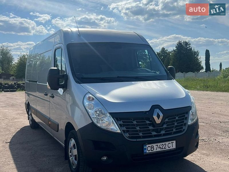Вантажний фургон Renault Master 2014 в Чернігові