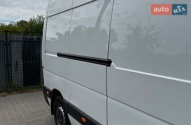 Вантажний фургон Renault Master 2022 в Львові