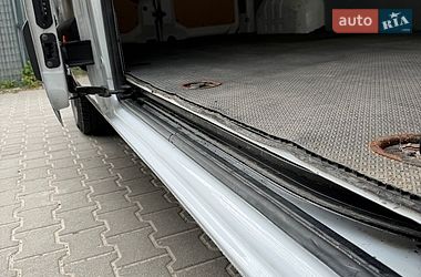 Вантажний фургон Renault Master 2022 в Львові